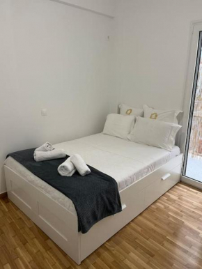 Urban & Modern Apartment in Exarcheia: City Vibes
